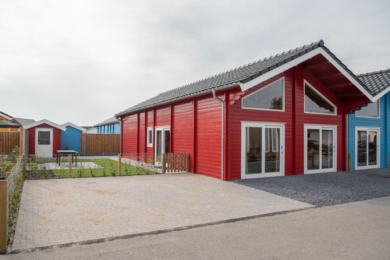 Luxe Chalets In Zeeland Aan De Kust Sint Annaland Exteriör bild